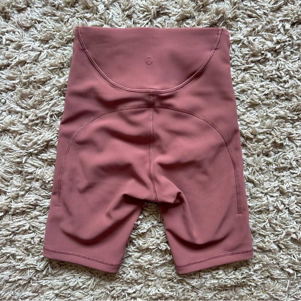 Lululemon Ribbed Contoured High Rise Shorts - Picture 6 of 9